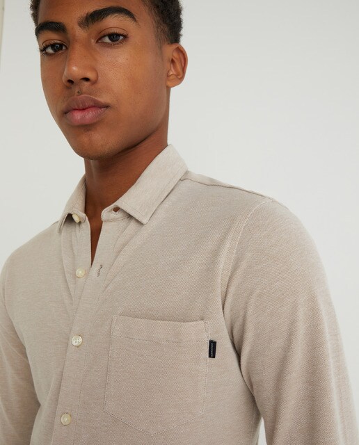 Camisa de hombre de punto slim lisa beige · Dockers · El Corte Inglés