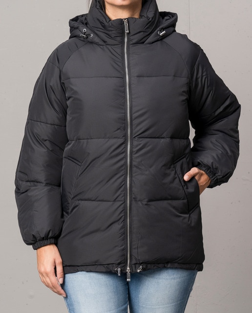 Imagen 0 de Acolchado oversize negro