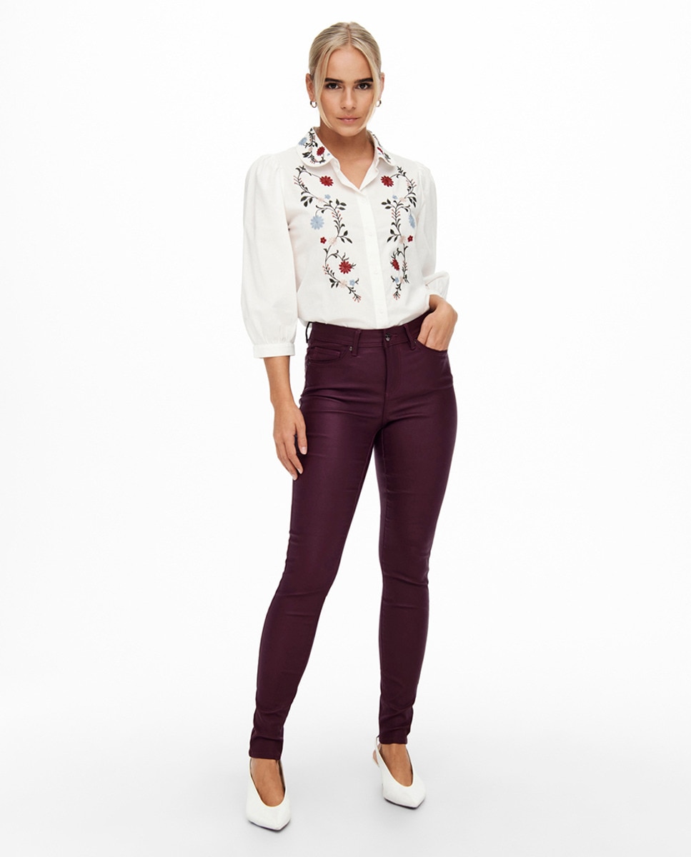 Pantalón pitillo de mujer efecto encerado tiro medio · Only · El Corte  Inglés
