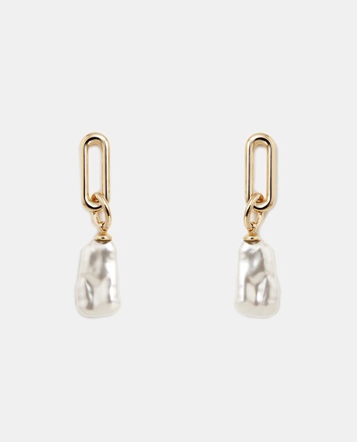 Pendientes Bean dorado con perlas · Pertegaz · El Corte Inglés