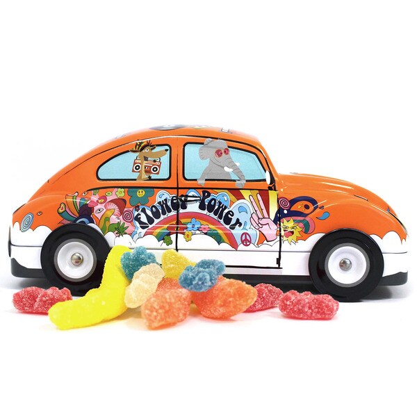 Assorted sweets in carshaped can with various designs. tin 190 g