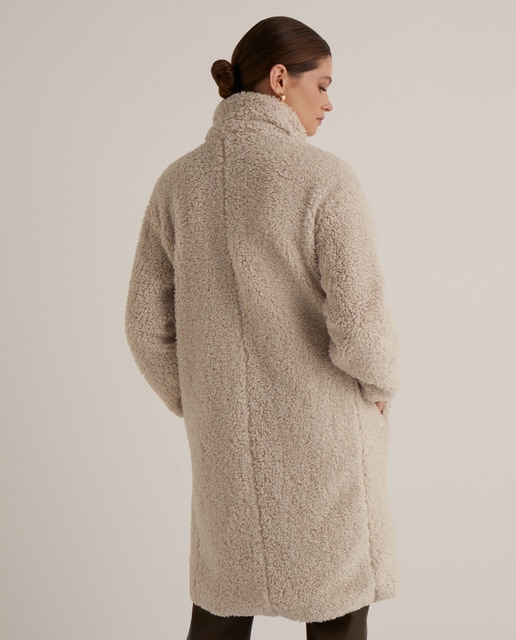 comprar abrigo borreguito