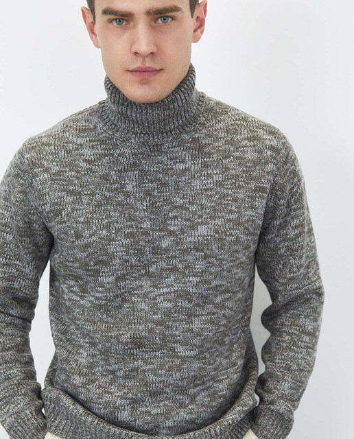 Jersey de hombre gris con cuello alto · Sfera · El Corte Inglés