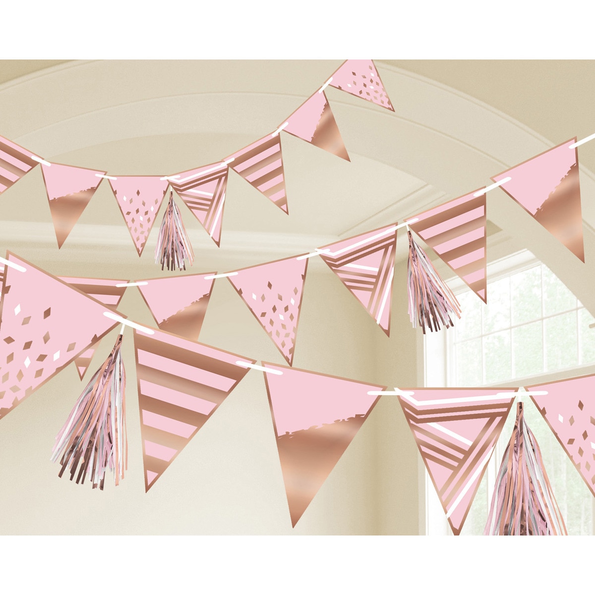 Imagen 0 de Pack de Banderin Rosa Dorado 255Cm Liragram