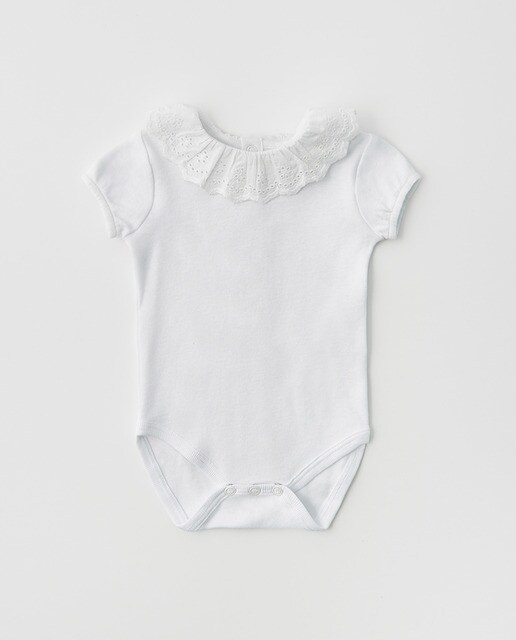 Body de bebé niña cuello eyelet · Sfera · El Corte Inglés