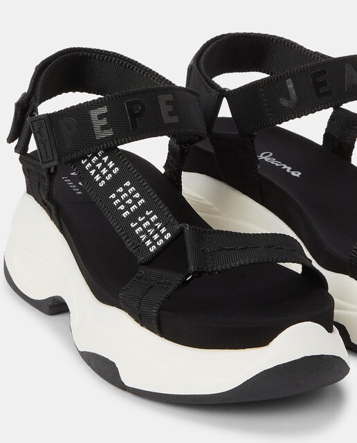 Sandalias de plataforma de mujer en color negro con logotipo · Pepe Jeans · El  Corte Inglés