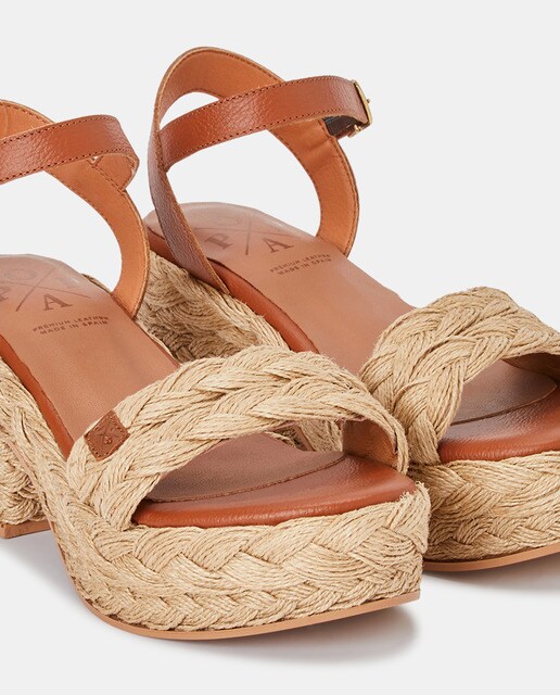 Sandalias de tacón de mujer en piel con plataforma · Popa · El Corte Inglés