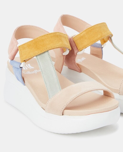 Sandalias de cuña de mujer en piel multicolor · Callaghan · El Corte Inglés