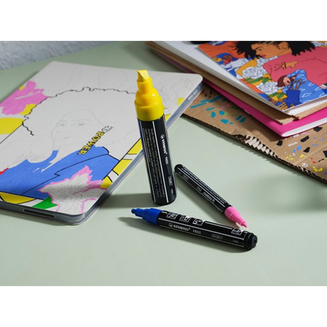 Set Marcatori Acrilici STABILO FREE - 11 Pezzi Con 3 Punte Diverse, Colori Assortiti