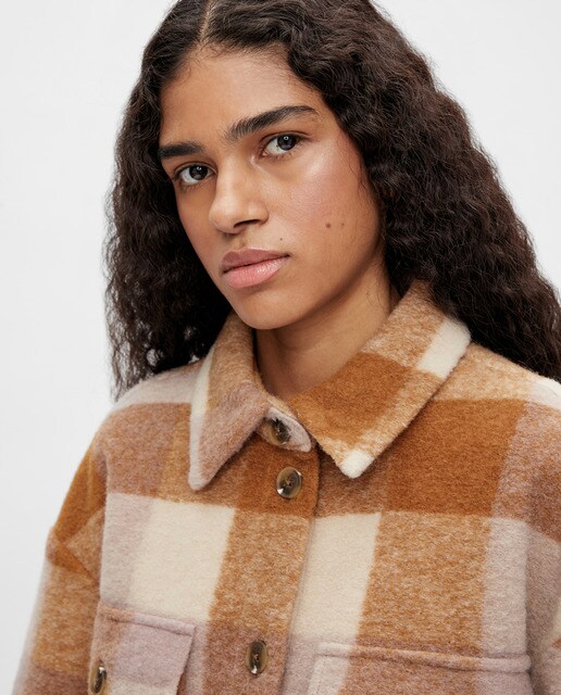 Sobrecamisa de mujer cuadros bolsillos · Object · El Corte Inglés