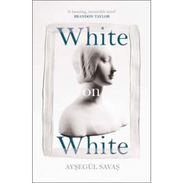 Imagem 0 de White on white