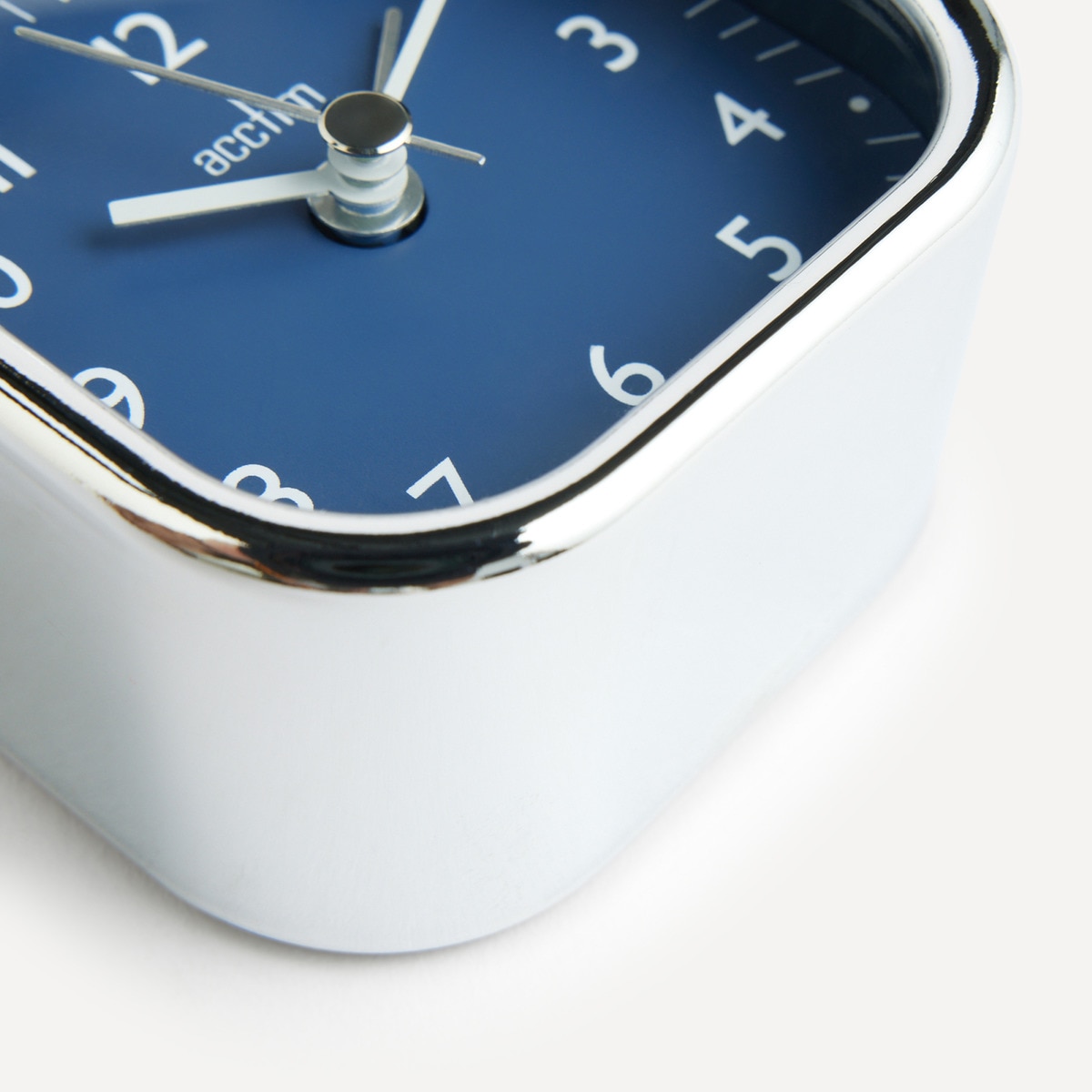 Reloj despertador cuadrado Zac Acctim Plata-2