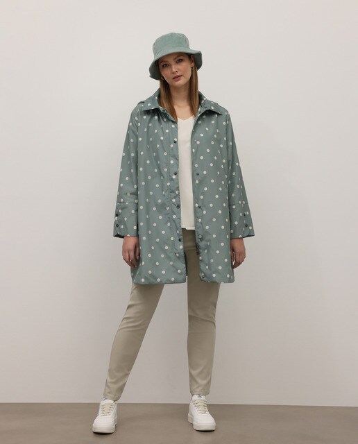 Chubasquero largo de mujer talla grande Couchel Colleciton lunares ·  Couchel · El Corte Inglés