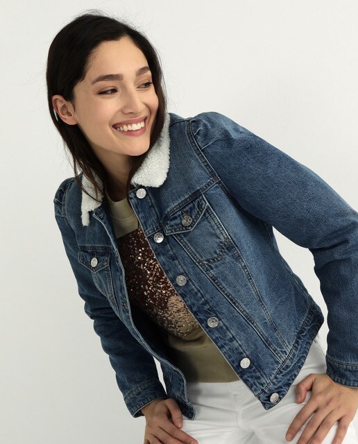 Cazadora vaquera de mujer en color azul · Only · El Corte Inglés