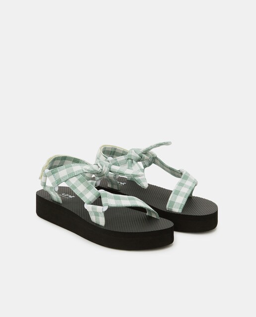 Comprar Sandalia de mujer con tiras deportivas vichy · Unit · Hipercor