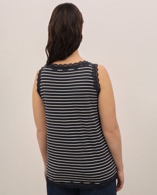 Camiseta lencera de mujer talla grande encaje · Couchel · El Corte Inglés