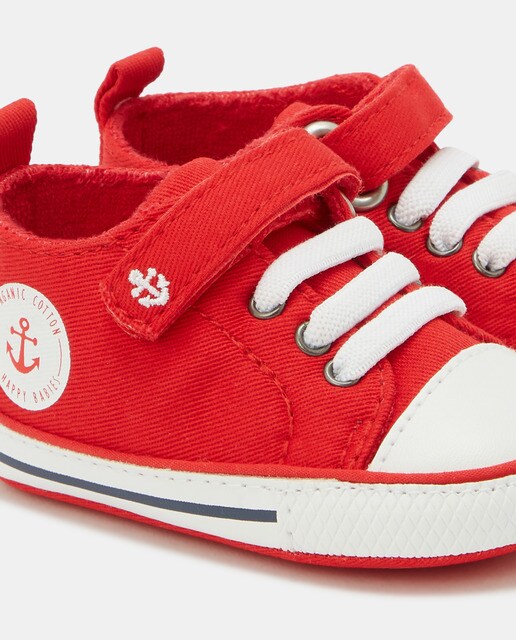 Comprar Zapatillas de lona de bebé niño en color rojo con detalles  marineros · Baby El Corte Inglés · El Corte Inglés