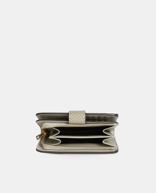 Cartera pequeña de piel en beige con broche · Furla · El Corte Inglés