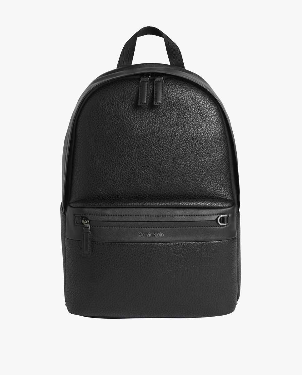 Mochila en negro con cremallera · Calvin Klein · El Corte Inglés