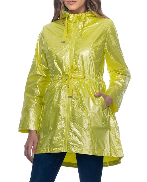 Imagen 0 de Chaqueta cortavientos con capucha amarillo