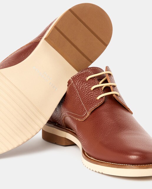 Luis Gonzalo: Botas, botines y zapatos elegantes