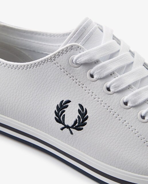 Zapatillas de hombre en piel de color blanco con cordones · FRED PERRY · El  Corte Inglés