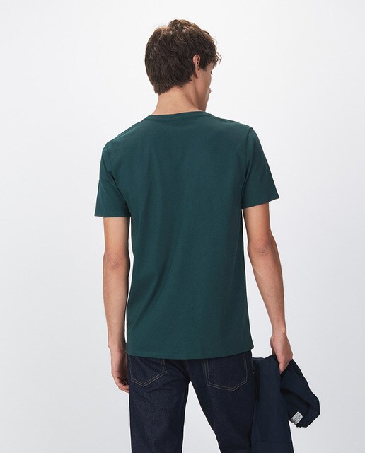 Camiseta de hombre verde oscuro con cuello pico · Sfera · El Corte Inglés