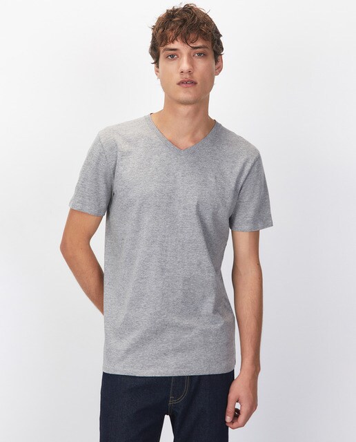 Camiseta de hombre gris claro con cuello pico · Sfera · El Corte Inglés