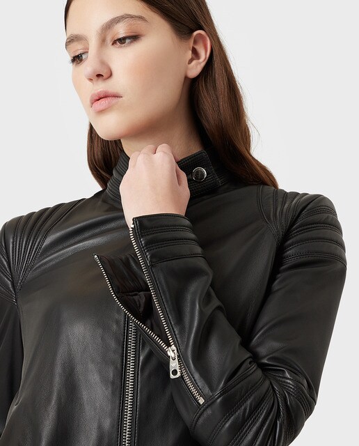 Cazadora de mujer de piel con hombros y puños acolchados · Emporio Armani · El  Corte Inglés