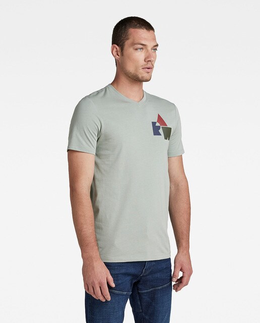 Camiseta de hombre de manga corta tiene con diseño de corte ajustado y  cuello de pico · G-Star Raw · El Corte Inglés