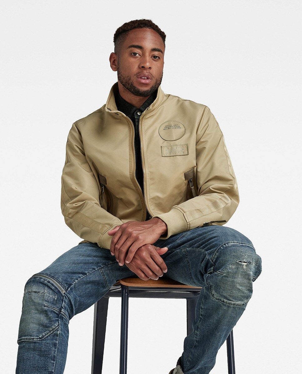 Chaqueta de hombre de corte ligero con el cuello alzado y dos botones a  presión · G-Star Raw · El Corte Inglés