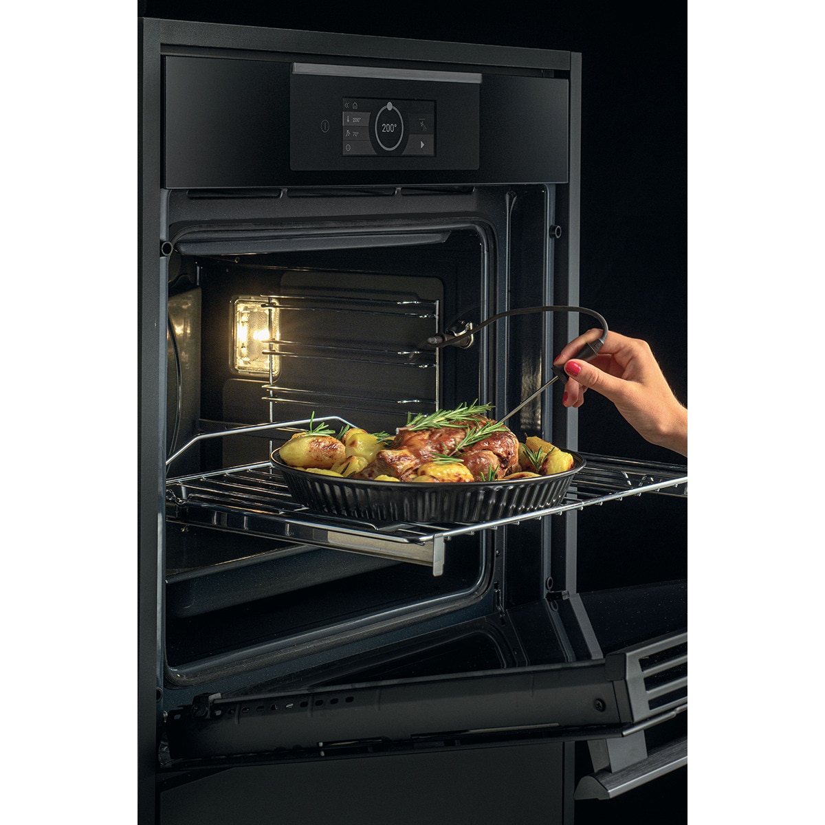 Horno multifunción Haier WIFI y limpieza por Aquálisis I-Touch Series 4- HWO60SM5T5BH Negro-13