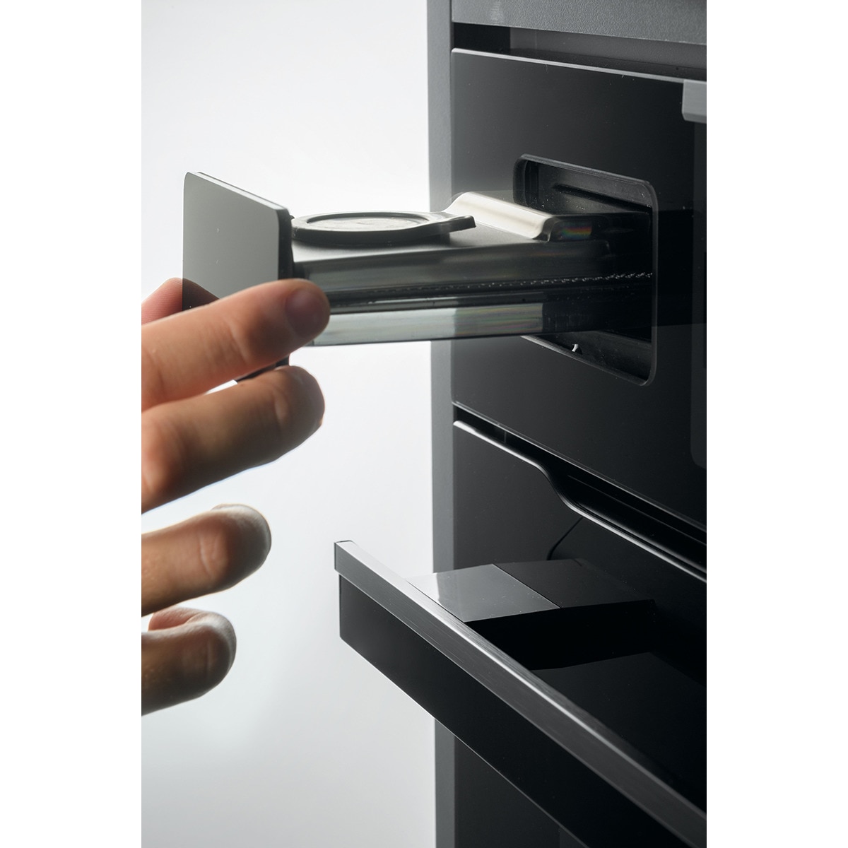 Horno multifunción Haier WIFI y limpieza por Aquálisis I-Touch Series 4- HWO60SM5T5BH Negro-11