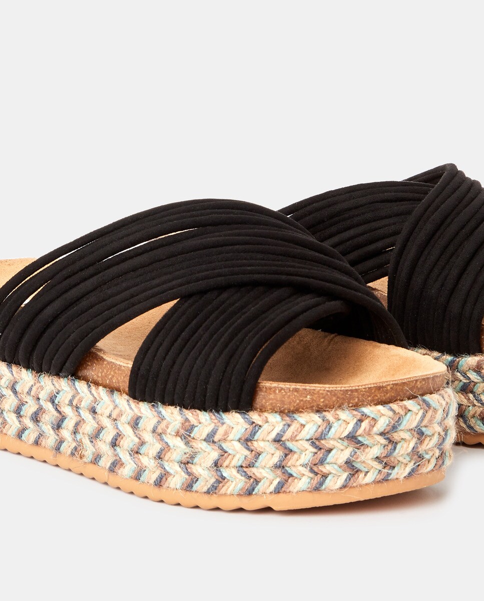 Sandalias de plataforma de mujer en color negro con tiras cruzadas ·  Mustang · El Corte Inglés