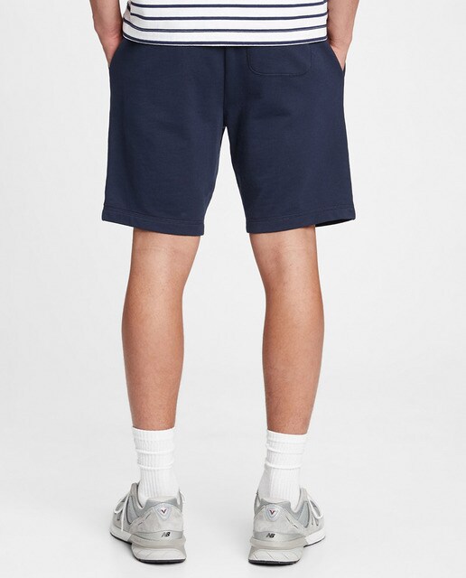 Pantalón deportivo corto de hombre azul marino · GAP · El Corte Inglés