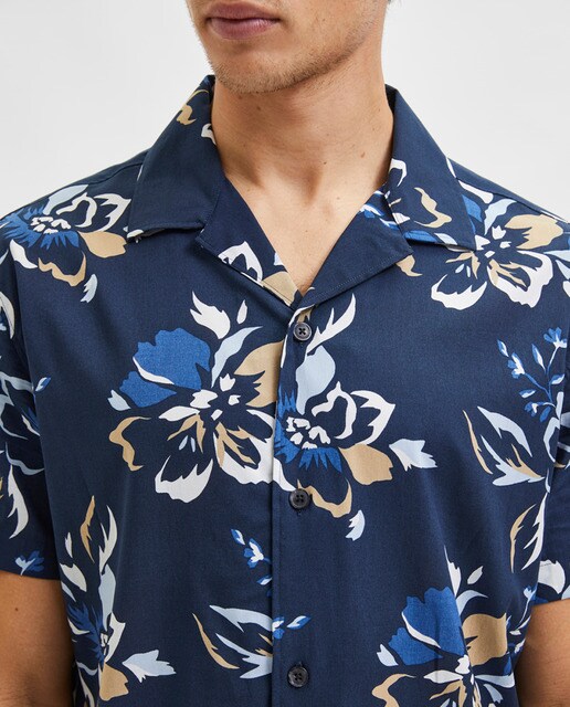 Camisa de hombre regular lisa de manga corta · Selected · El Corte Inglés