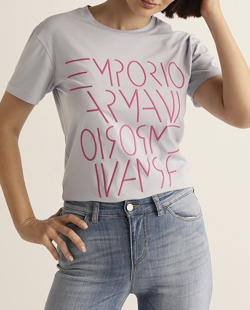 Imagen 0 de Camiseta de mujer con logo abstracto