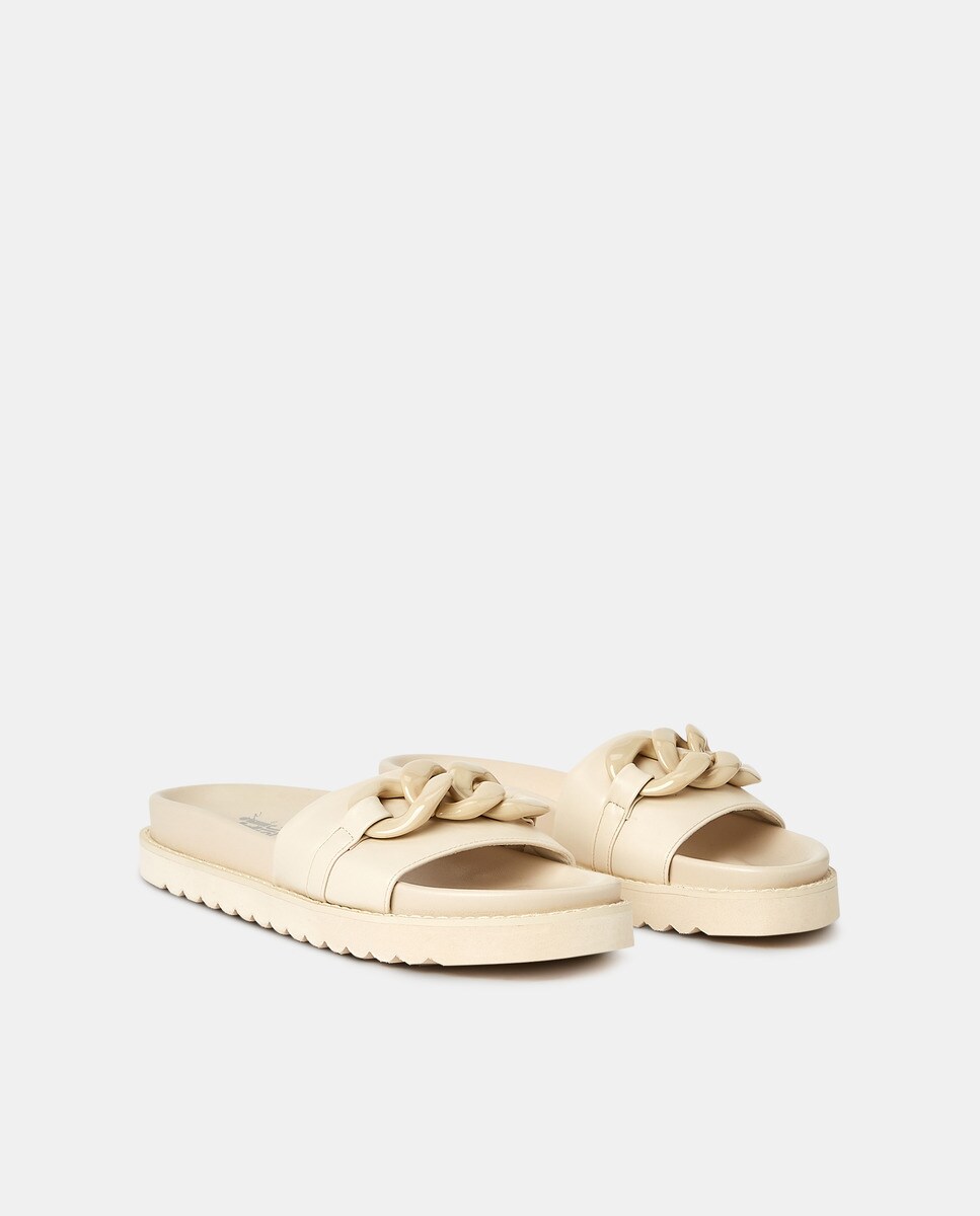 Sandalias planas de mujer en color beige con adorno de cadena · Xti · El  Corte Inglés