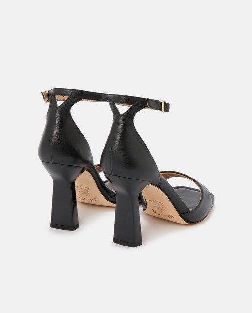 Sandalias de tacón de mujer en piel de color negro · Unisa · El Corte Inglés