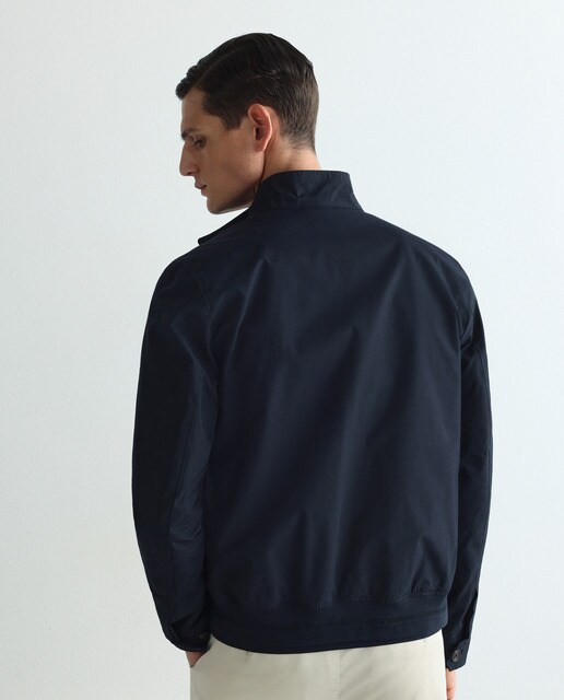 Parka de hombre azul con capucha · Emidio Tucci · El Corte Inglés