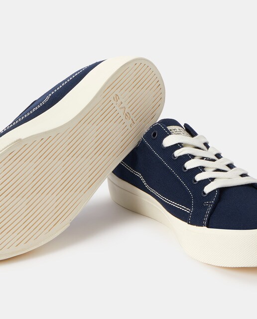 Zapatillas de lona de hombre en color azul marino con logotipo · Levi's ·  El Corte Inglés