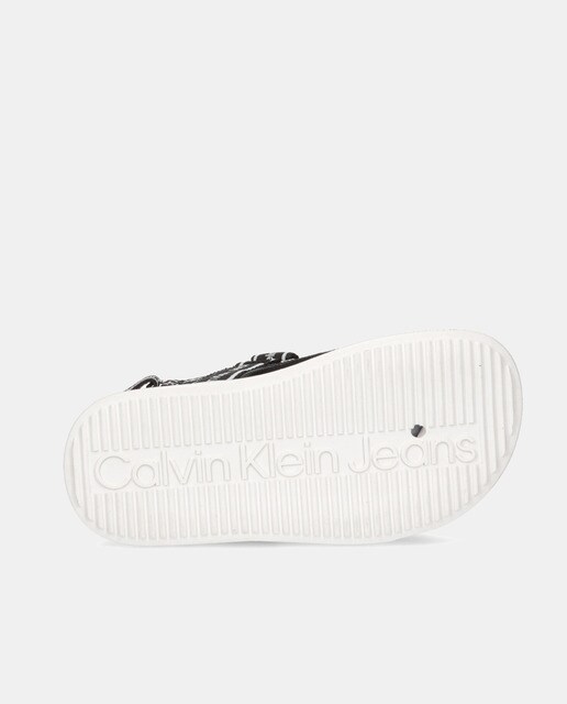 Sandalias de niño en color negro con logotipos · Calvin Klein · El Corte  Inglés