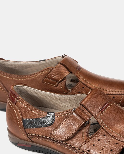 Sandalias de hombre en piel marrón · Fluchos · El Corte Inglés