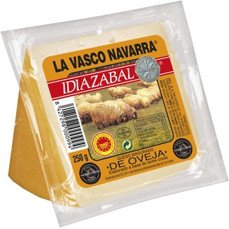 queso de oveja ahumado elaborado con leche cruda DOP Idiazábal cuña 250 g - Albeniz