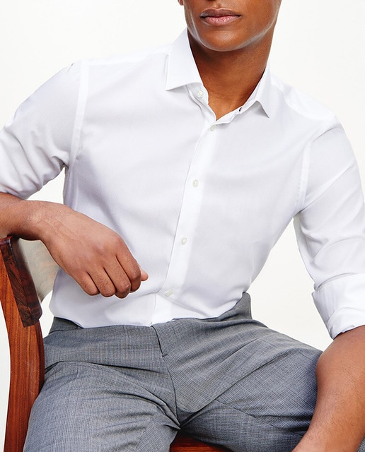 Imagen 0 de Camisa de hombre slim lisa con microestructura blanca