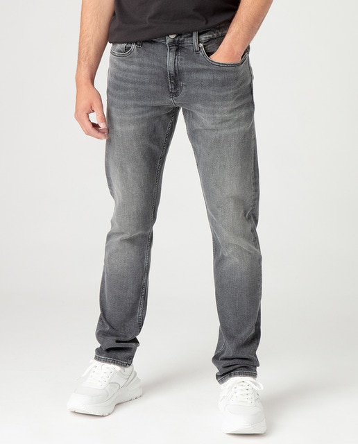 Vaquero de hombre slim en gris · Calvin Klein Jeans · El Corte Inglés