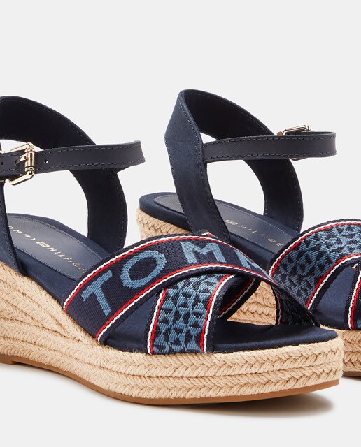 Sandalias de cuña de mujer en color azul marino con logo · Tommy Hilfiger · El  Corte Inglés