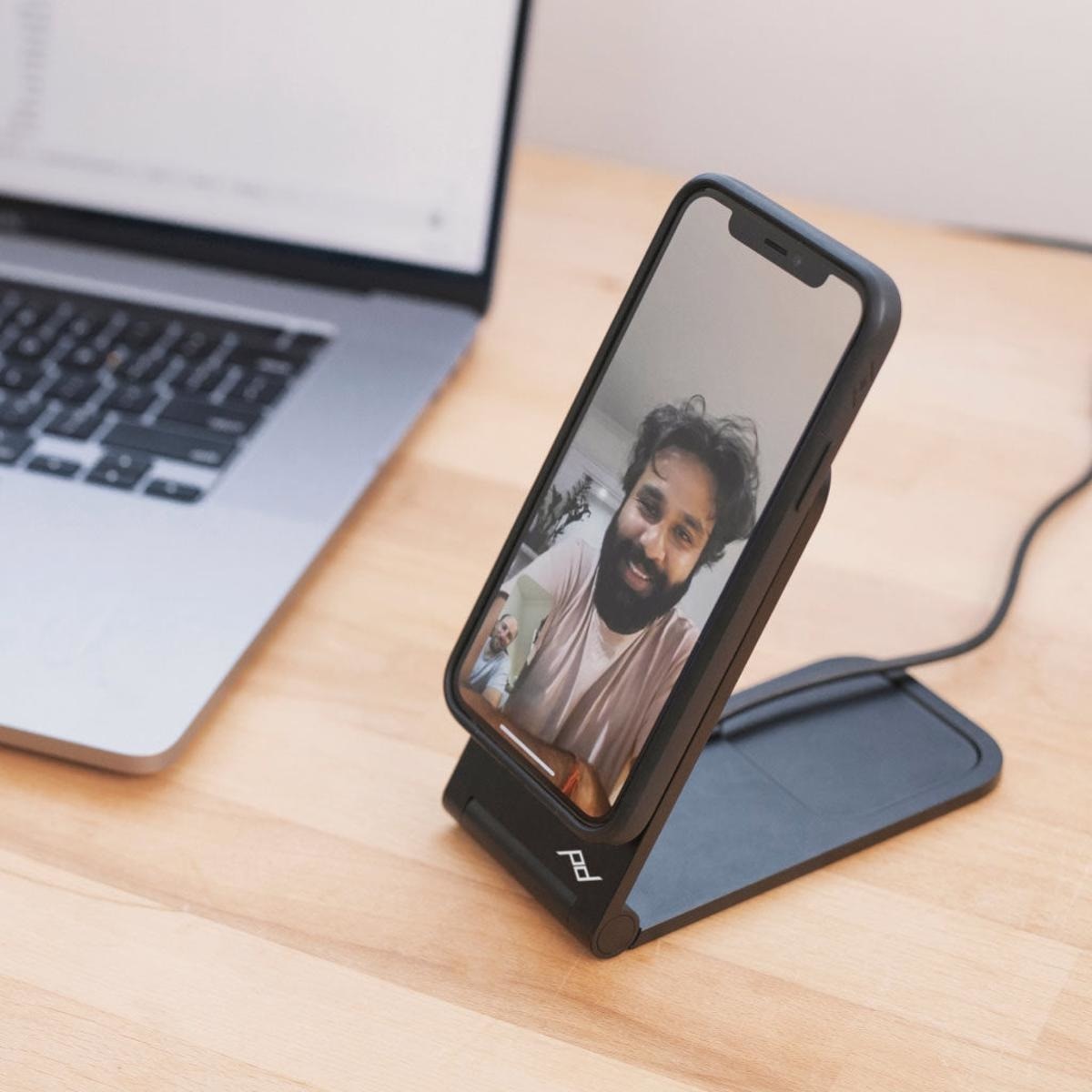 Suporte Magnético Peak Design para Smartphone Wireless Charging Stand - Preto 4