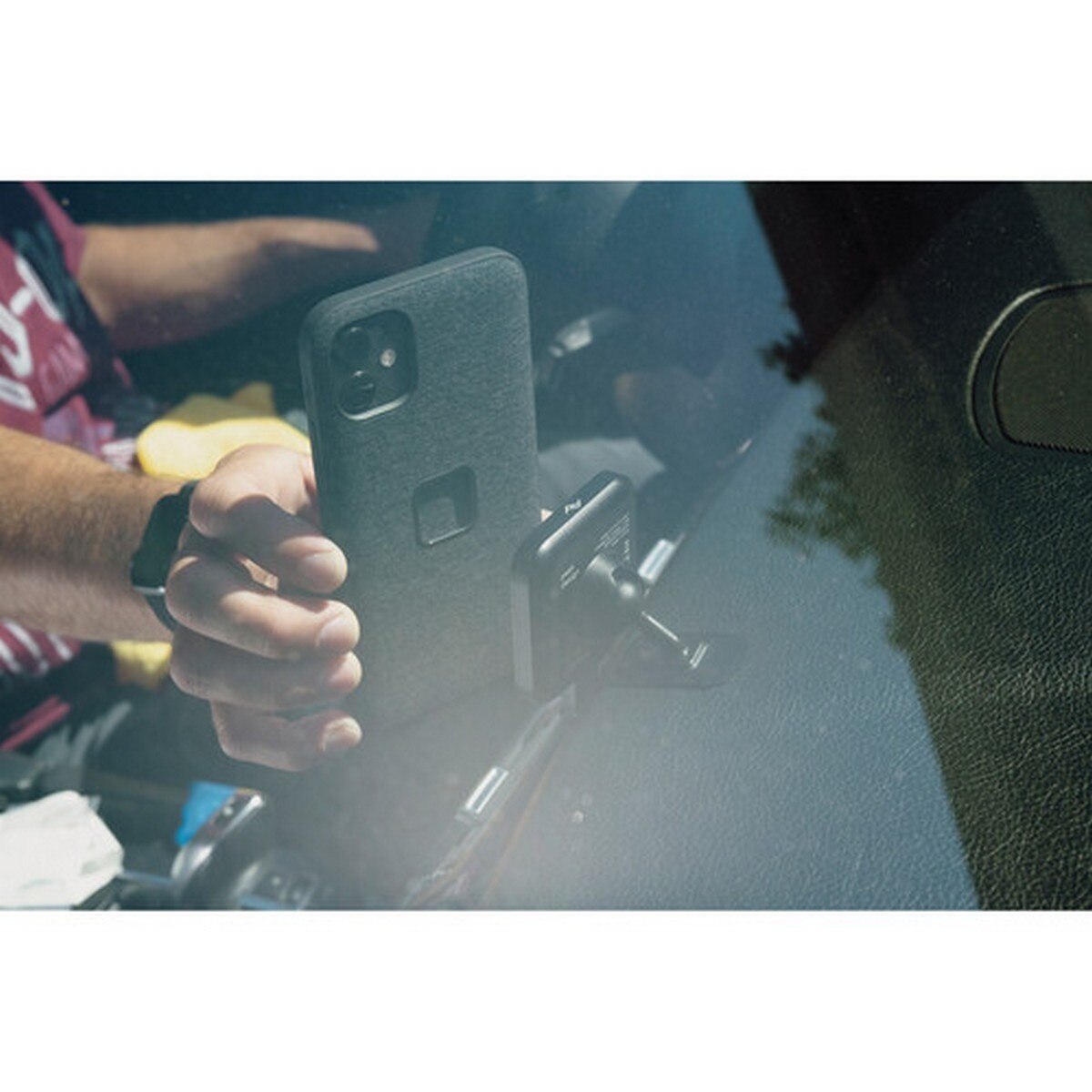 Carregador Magnético Peak Design para Carro 9