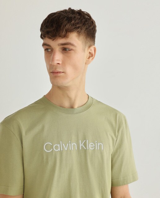 Camiseta de hombre verde de manga corta · Calvin Klein · El Corte Inglés